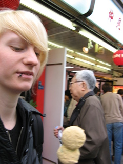 2007_04_07_shibuyafolk,_asakusatempel