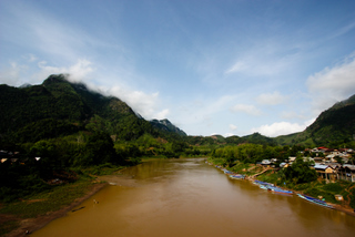 2010_05_06-10_Nong_Khiaw,_Laos