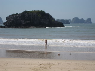 2010_05_17-23_Hanoi,_Haiphong,_Cat_Ba,_Vietnam