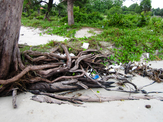 2010_06_08-10_Sihanoukville,_Kambodja