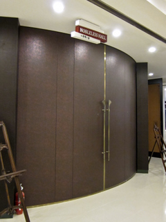 2011_09_29-10_02_Korea,_Seoul2,_Yongsan,_Itaewon