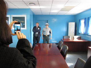 2011_09_30_Korea,_Panjunmon,_DMZ