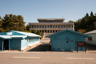 2011_09_30_Korea,_Panjunmon,_DMZ