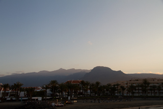 2012_04_01-04_Playa_de_Las_Americas,_Tenerife