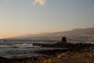 2012_04_01-04_Playa_de_Las_Americas,_Tenerife