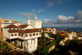 2012_04_05-08_La_Orotava,_Tenerife