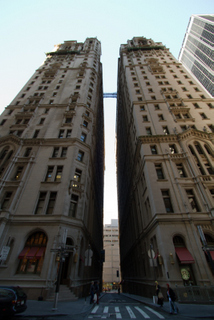 2012_09_23_New_York,_Midtown,_Wall_st,_China_Town