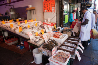 2012_09_23_New_York,_Midtown,_Wall_st,_China_Town