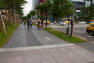 2013_10_19_Taipei_Xinyi