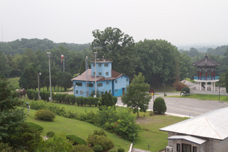 2015_08_16_DRPK,_Kaesong_DMZ