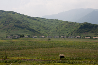 2015_08_17_DRPK,_Wonsan