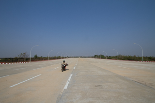 2016_02_13_Sightseeing_Naypyidaw