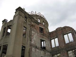 A-Bomb_Dome,_Hiroshima_(2007_04_28)