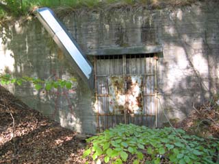 LGC_Ljusen_aka_Brunos_bunker,_Kalmar_(2007_05_18)